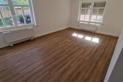 Wohnung Auerbach/Vogtland Vogtland - 5 Zimmer, 140 m&sup2;, 845&euro; | Angebot:24877907