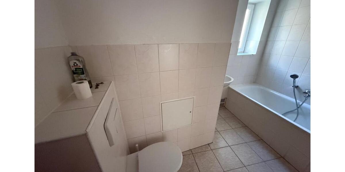 Etagenwohnung Greiz - 3 Zimmer, 79 m&sup2;, 465&euro; | Angebot:26050264
