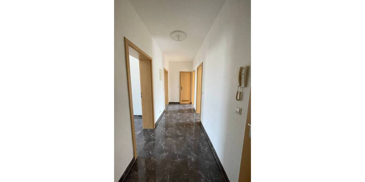 Etagenwohnung Plauen Haselbrunn - 3 Zimmer, 55 m&sup2;, 250&euro; | Angebot:25731864