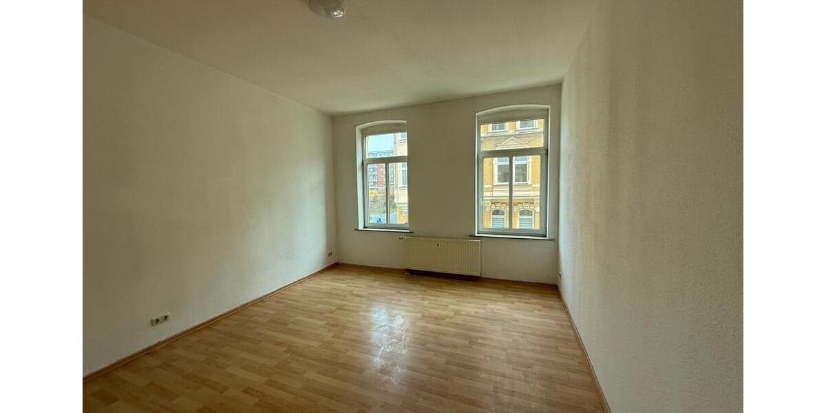 Etagenwohnung Plauen - 3 Zimmer, 96 m&sup2;, 480&euro; | Angebot:25887081