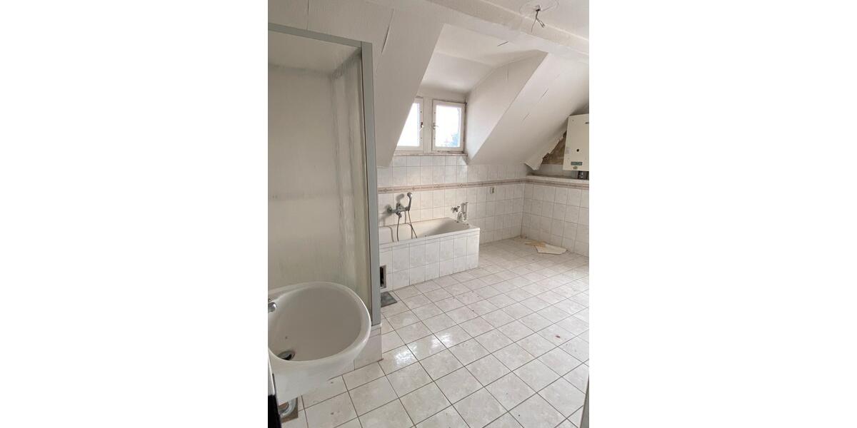 Mehrfamilienhaus, Wohnhaus Reichenbach im Vogtland - 20 Zimmer, 100 m&sup2;, 125.000&euro; | Angebot:26120322