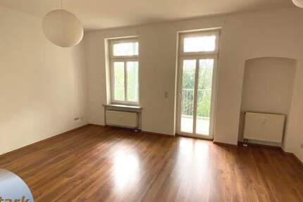 Wohnung Plauen Hammervorstadt - 2 Zimmer, 61 m&sup2;, 280&euro; | Angebot:25691960