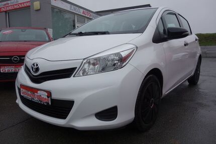Toyota Yaris 99.000 km 5.990 &euro; Hof 95030
