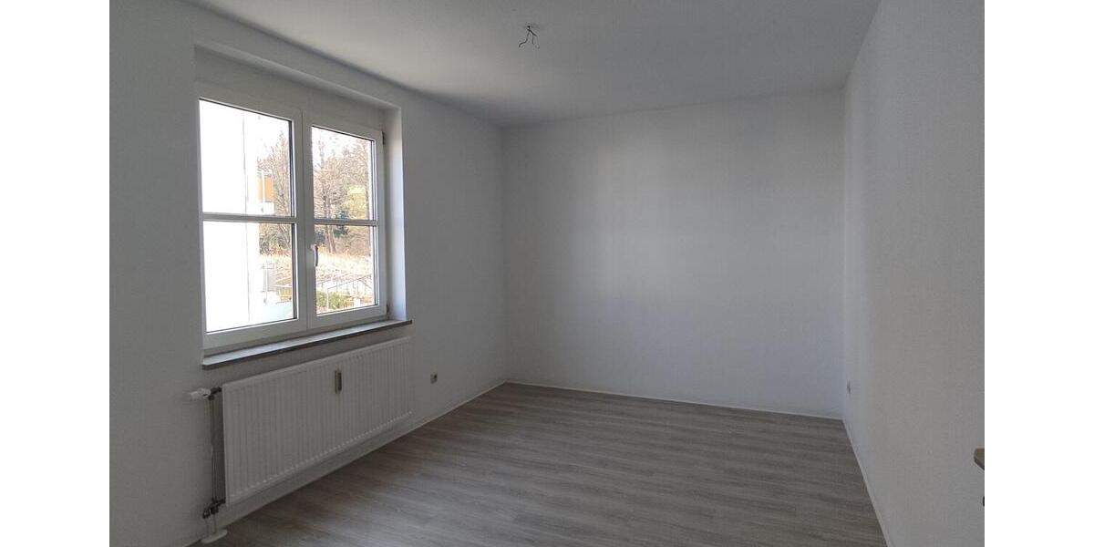 Etagenwohnung Plauen Alt Chrieschwitz - 4 Zimmer, 91 m&sup2;, 540&euro; | Angebot:26671103