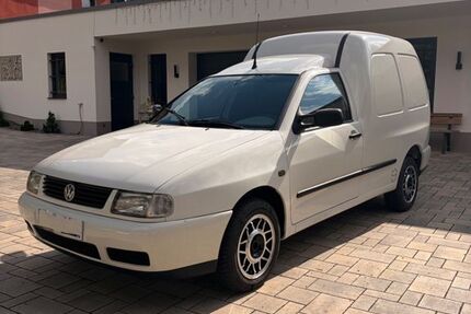 VW Caddy 116.797 km 5.500 &euro; Bad Elster 08645