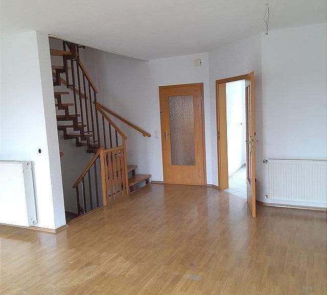 Geräumige Doppelhaushäfte mit toller Aussicht - Doppelhaushälfte Neumark | Angebot:25475823