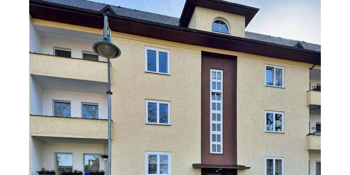 Etagenwohnung Rodewisch - 4 Zimmer, 92 m&sup2;, 85.000&euro; | Angebot:25980349