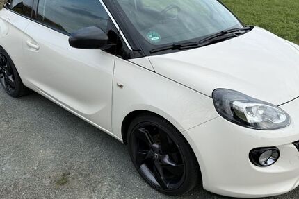 Opel Adam 112.030 km 7.700 &euro; Pöhl 08543