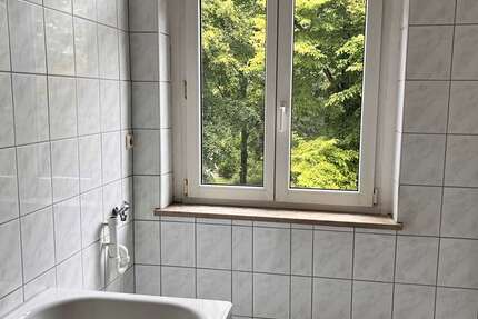 Wohnung Plauen Neundorfer Vorstadt - 3 Zimmer, 78 m&sup2;, 300&euro; | Angebot:23225104