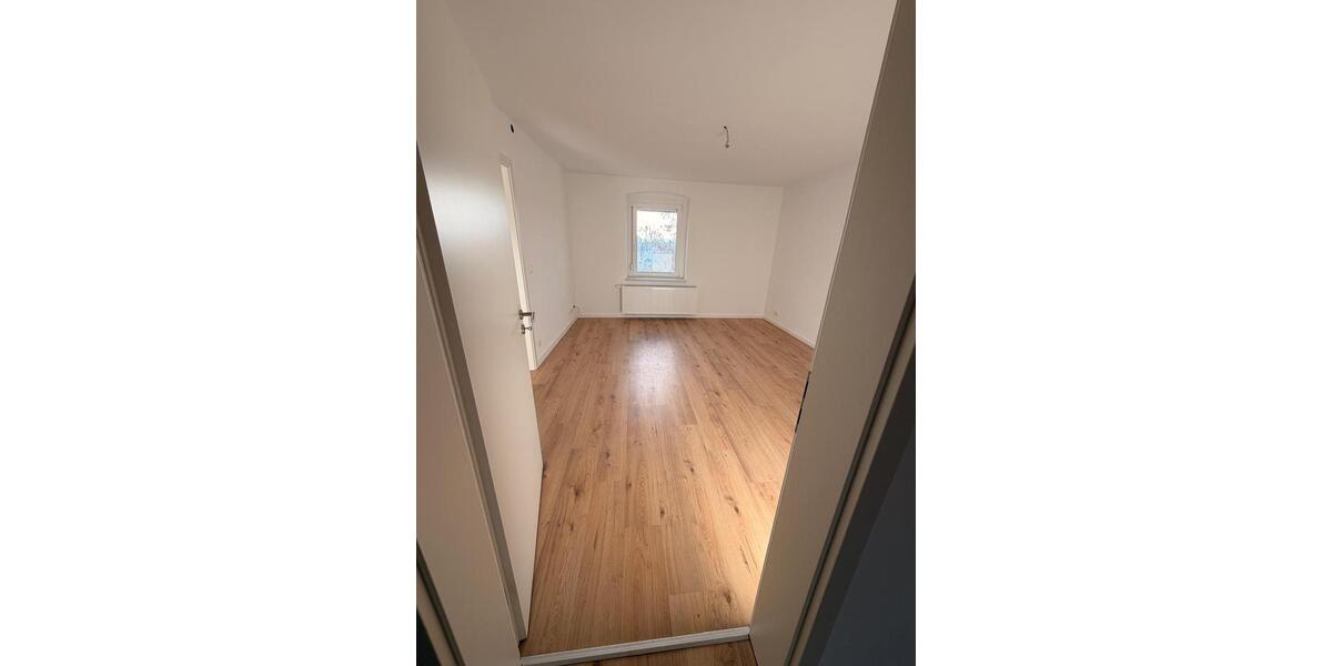 Etagenwohnung Rehau - 4 Zimmer, 76 m&sup2;, 700&euro; | Angebot:26580912