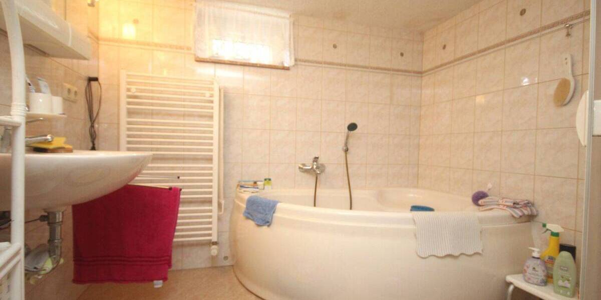 Einfamilienhaus Greiz - 5 Zimmer, 90 m&sup2;, 124.900&euro; | Angebot:25686449