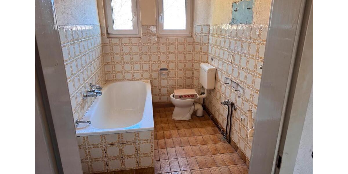 Mehrfamilienhaus, Wohnhaus Rehau - 12 Zimmer, 320 m&sup2;, 120.000&euro; | Angebot:26916895