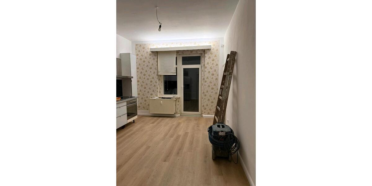 Etagenwohnung Plauen - 2 Zimmer, 68 m&sup2;, 408&euro; | Angebot:25572182