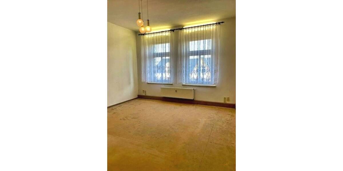 Mehrfamilienhaus, Wohnhaus Reichenbach - 8 Zimmer, 243 m&sup2;, 75.000&euro; | Angebot:25741445