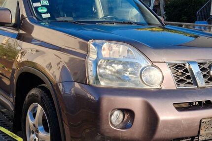 Nissan X-Trail 180.000 km 1.500 &euro; hof 95030
