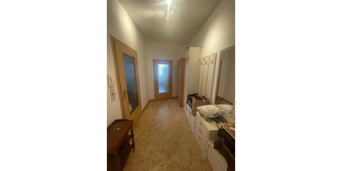 Etagenwohnung Greiz - 2 Zimmer, 58 m&sup2;, 495&euro; | Angebot:25369393