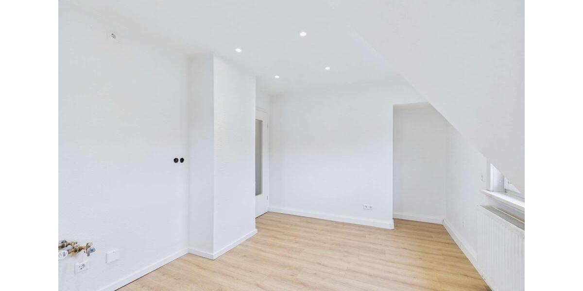 Dachgeschoßwohnung Stützengrün - 2 Zimmer, 45 m&sup2;, 279&euro; | Angebot:25269288