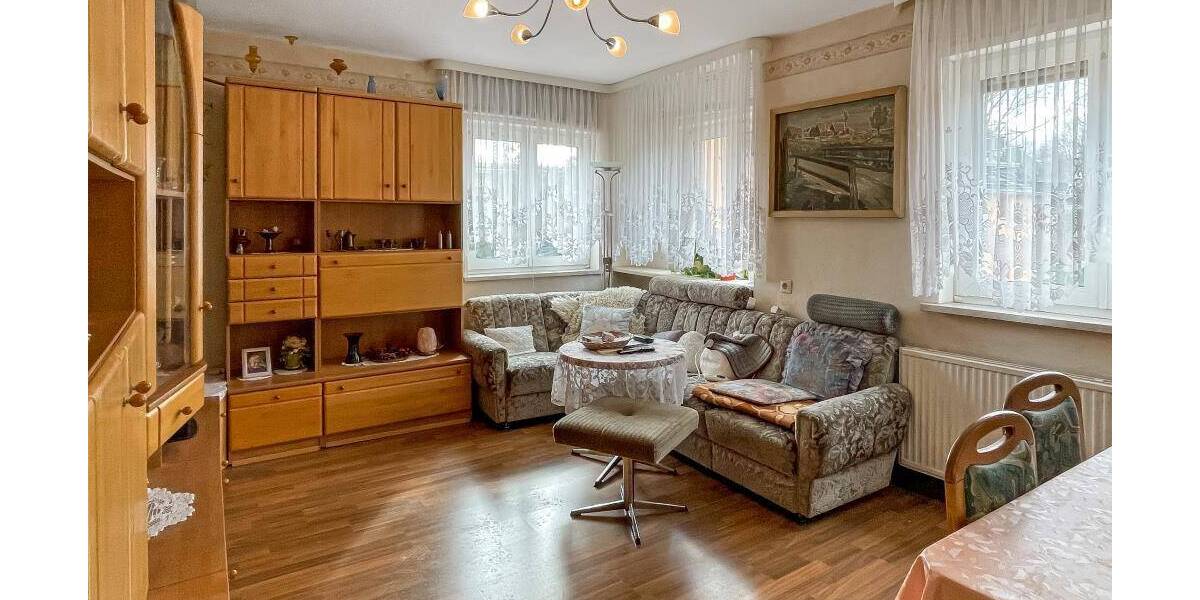 Einfamilienhaus Gefell - 7 Zimmer, 147 m&sup2;, 49.900&euro; | Angebot:26220022