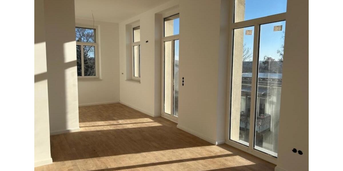 Etagenwohnung Plauen - 3 Zimmer, 87 m&sup2;, 740&euro; | Angebot:24604154