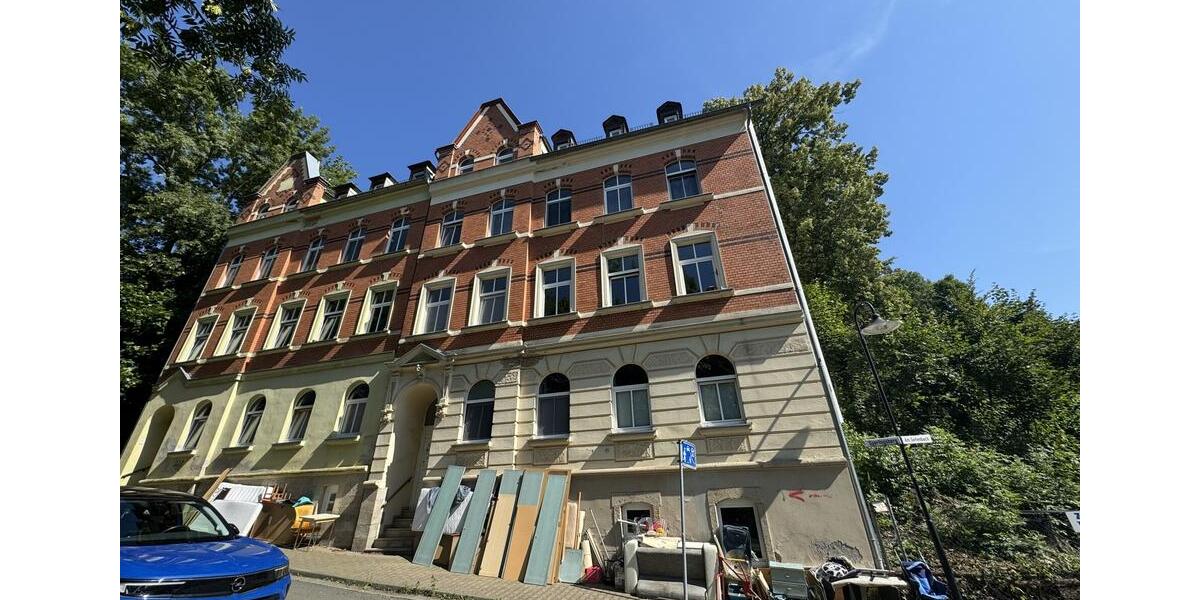 Dachgeschoßwohnung Reichenbach im Vogtland - 3 Zimmer, 74 m&sup2;, 450&euro; | Angebot:25219041