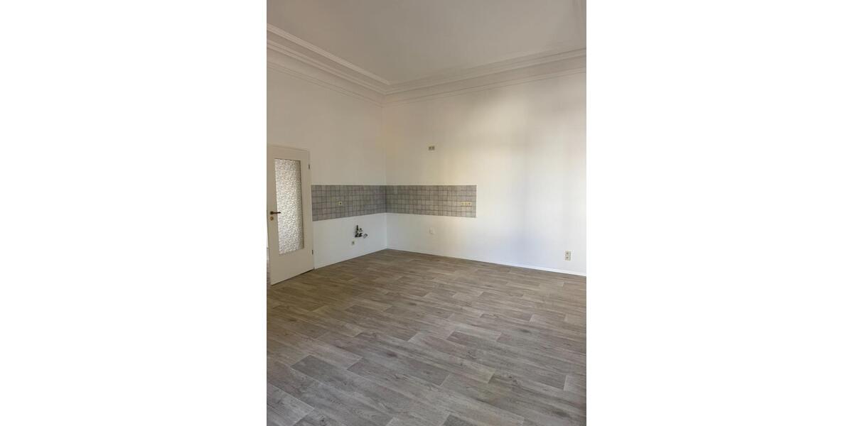 Erdgeschoßwohnung Reichenbach im Vogtland - 2 Zimmer, 55 m&sup2;, 300&euro; | Angebot:24184565