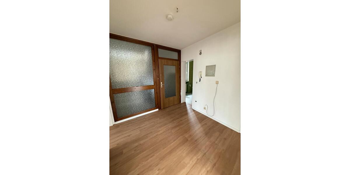 Etagenwohnung Hof Altstadt - 3 Zimmer, 73 m&sup2;, 380&euro; | Angebot:25872178