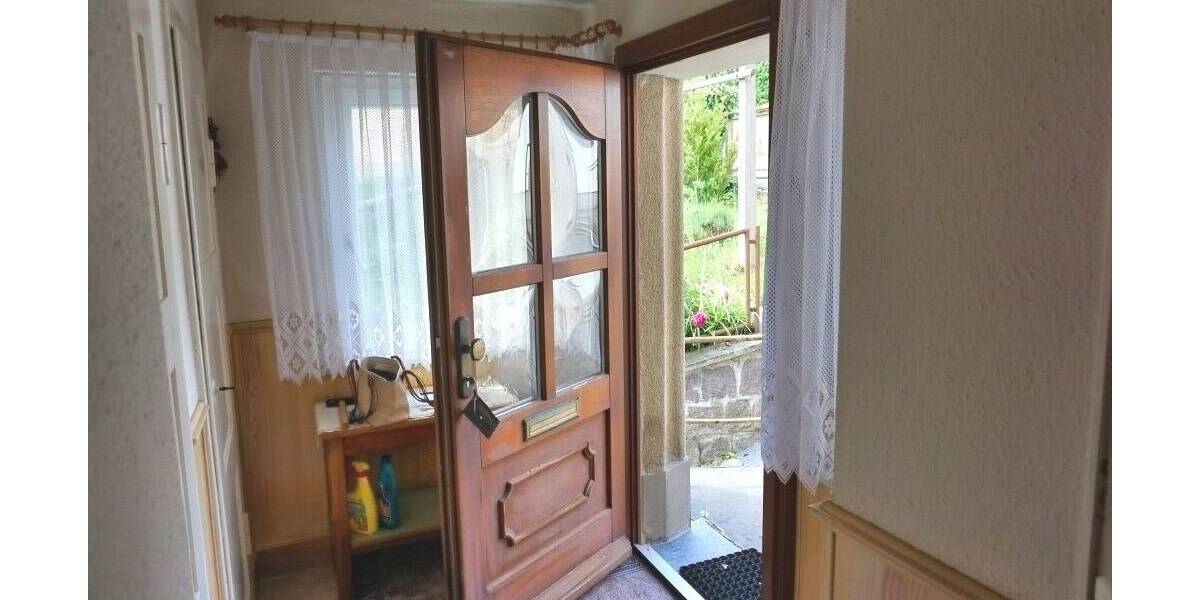 Mehrfamilienhaus, Wohnhaus Auerbach Sorga - 7 Zimmer, 160 m&sup2;, 65.000&euro; | Angebot:25799449