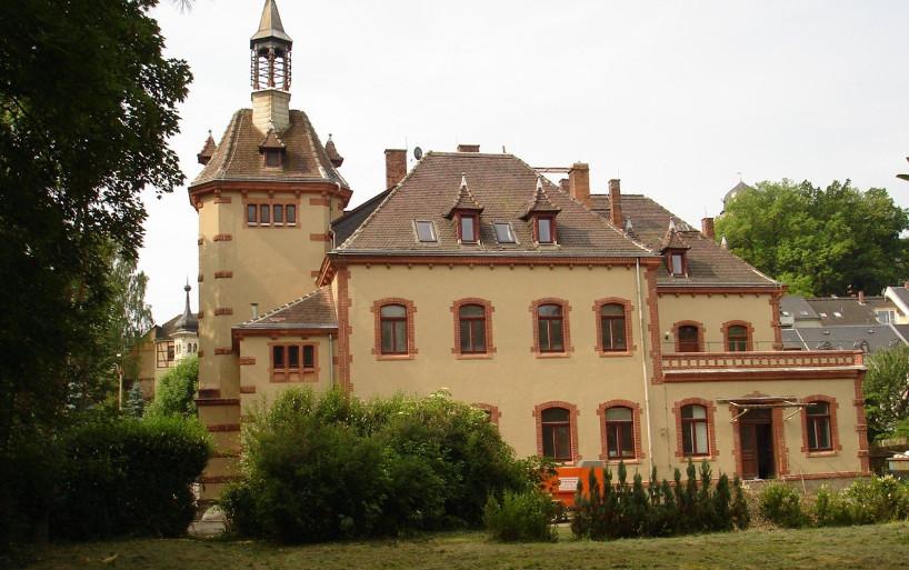 Etagenwohnung Reichenbach im Vogtland - 3 Zimmer, 95 m&sup2;, 525&euro; | Angebot:23816521