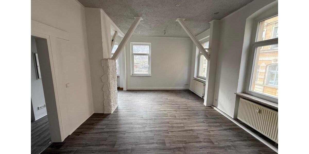 Etagenwohnung Greiz - 4 Zimmer, 115 m&sup2;, 650&euro; | Angebot:25887625
