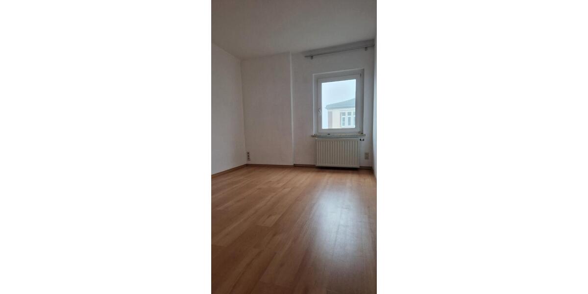 Etagenwohnung Schöneck/Vogtland Vogtland - 4 Zimmer, 100 m&sup2;, 99.000&euro; | Angebot:26785567