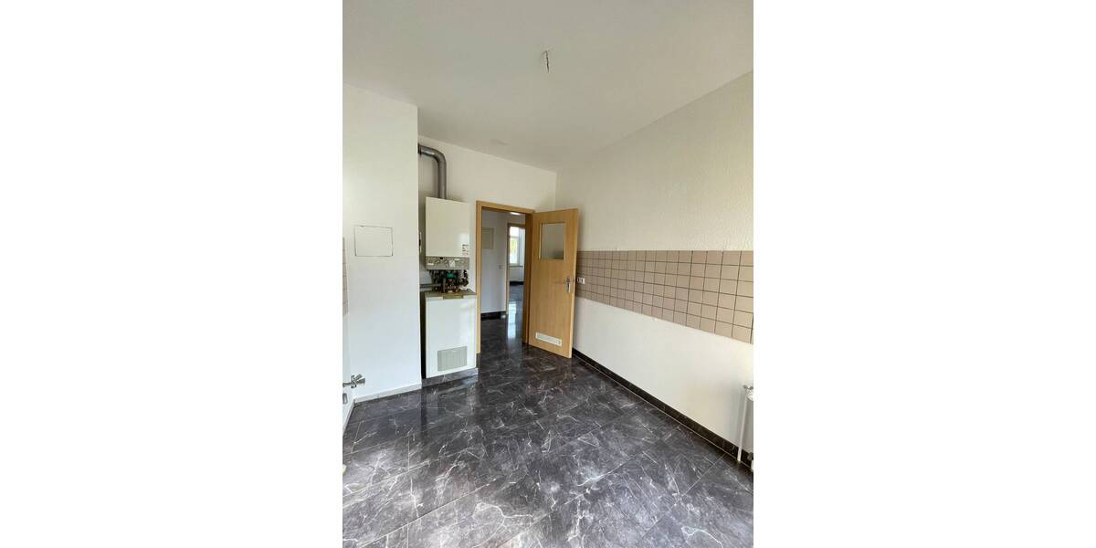 Etagenwohnung Plauen Haselbrunn - 3 Zimmer, 55 m&sup2;, 250&euro; | Angebot:25731864