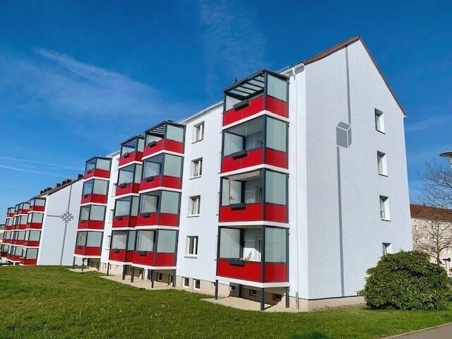 Etagenwohnung Reichenbach - 3 Zimmer, 62 m&sup2;, 400&euro; | Angebot:26065680