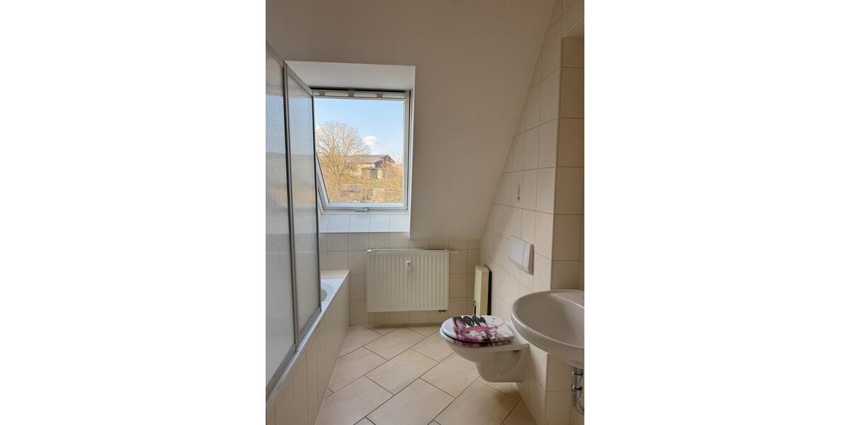 Dachgeschoßwohnung Reichenbach im Vogtland Obermylau - 2 Zimmer, 42 m&sup2;, 250&euro; | Angebot:25871108