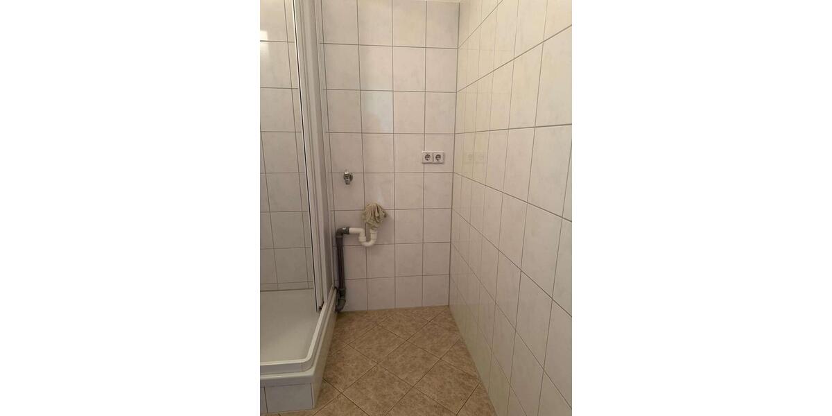 Etagenwohnung Plauen Alt Chrieschwitz - 2 Zimmer, 41 m&sup2;, 228&euro; | Angebot:25753376