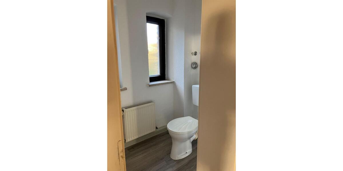 Etagenwohnung Plauen Bahnhofsvorstadt - 3 Zimmer, 68 m&sup2;, 275&euro; | Angebot:22595146