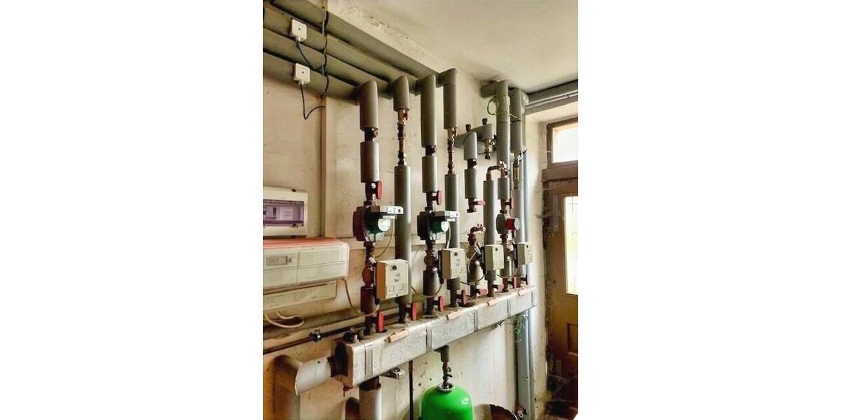 Gewerbeobjekt Reichenbach - 7 Zimmer, 180.000&euro; | Angebot:25662103