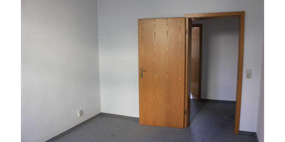 Etagenwohnung Reichenbach/V. Reichenbach - 2 Zimmer, 57 m&sup2;, 20.000&euro; | Angebot:26157452