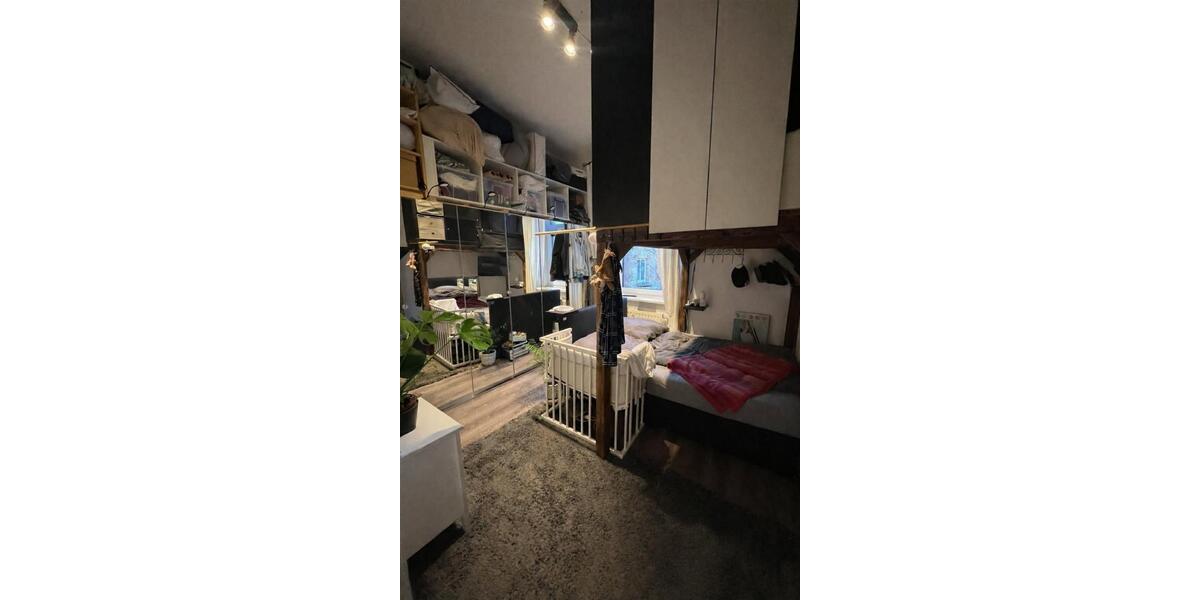 Etagenwohnung Falkenstein/Vogtland Vogtland - 3.5 Zimmer, 87 m&sup2;, 560&euro; | Angebot:25146871