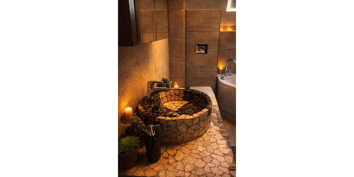 Dachgeschoßwohnung Plauen Altstadt - 5 Zimmer, 115 m&sup2;, 800&euro; | Angebot:25873364