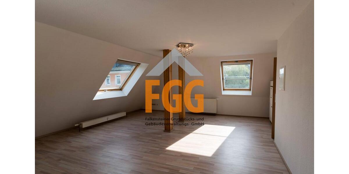 Dachgeschoßwohnung Falkenstein/Vogtland Vogtland - 2 Zimmer, 51 m&sup2;, 280&euro; | Angebot:25810325