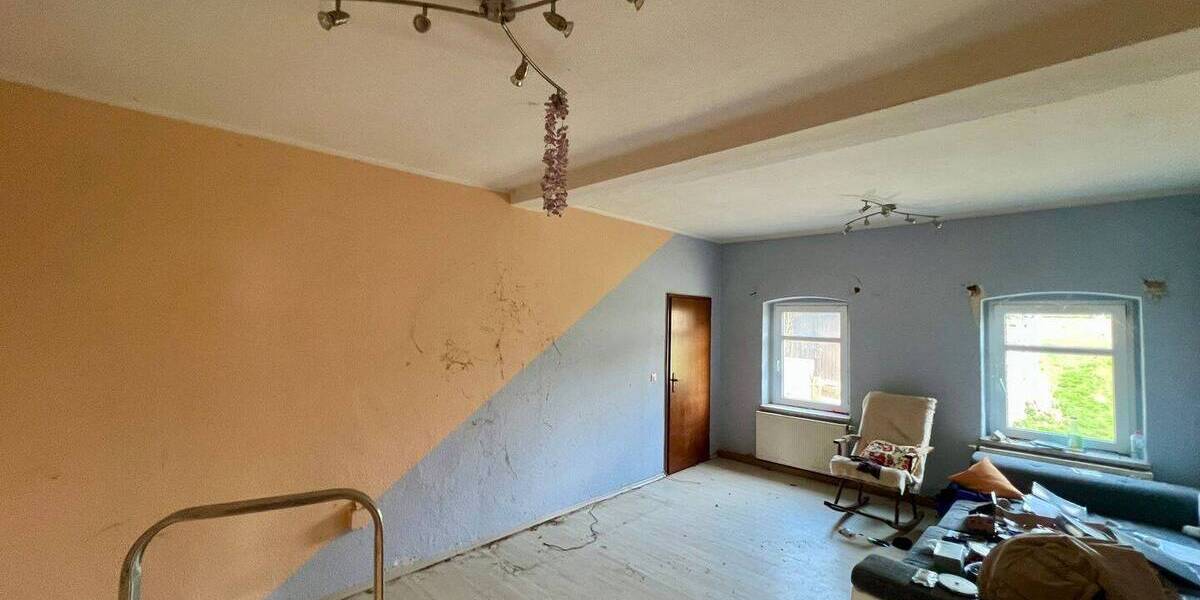 Einfamilienhaus Falkenstein Oberlauterbach - 8 Zimmer, 110 m&sup2;, 55.000&euro; | Angebot:25929611