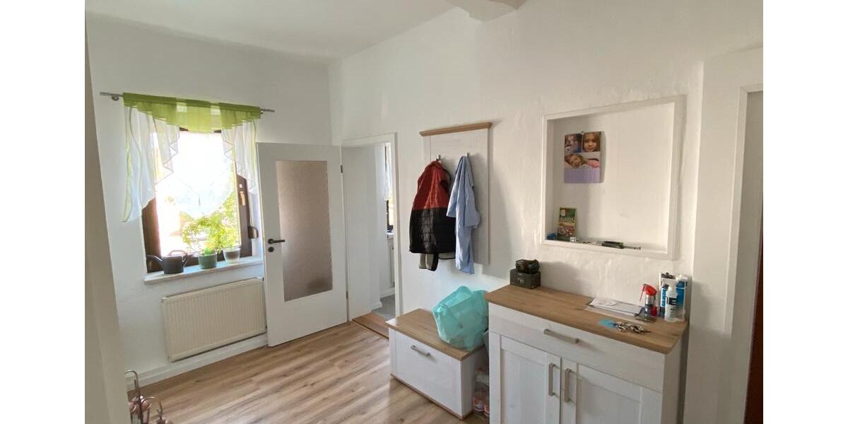 Einfamilienhaus Fraureuth - 11 Zimmer, 220 m&sup2;, 245.000&euro; | Angebot:24728324
