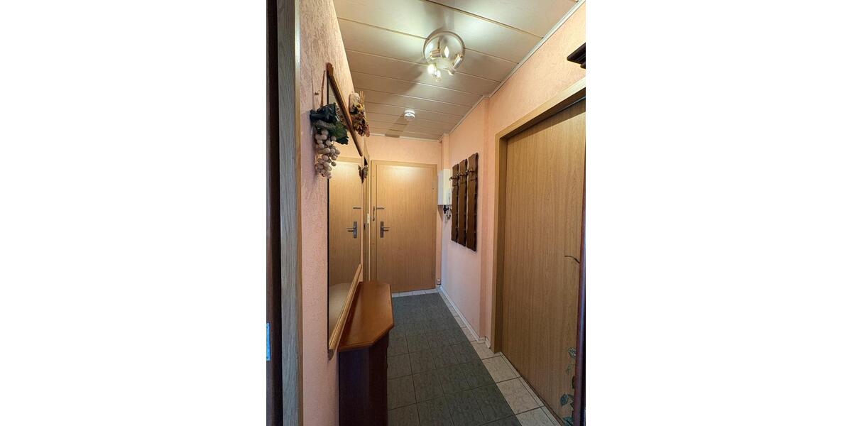 Etagenwohnung Treuen - 3 Zimmer, 56 m&sup2;, 35.000&euro; | Angebot:27222697