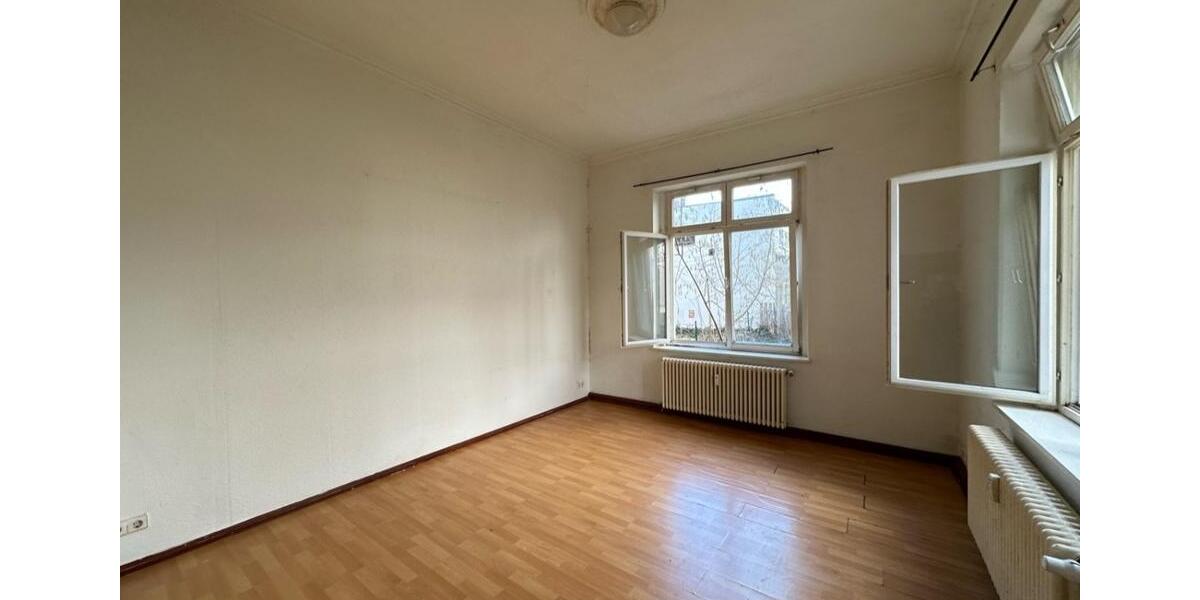 Erdgeschoßwohnung Plauen Bahnhofsvorstadt - 3 Zimmer, 97 m&sup2;, 400&euro; | Angebot:21936523