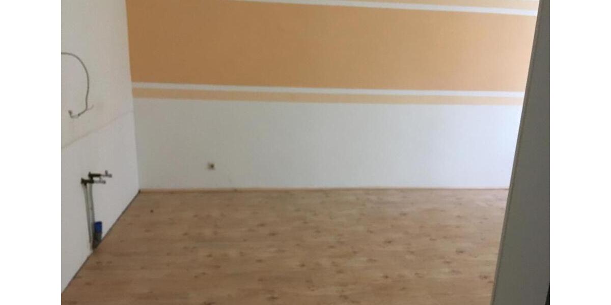 Etagenwohnung Schönheide - 3 Zimmer, 75 m&sup2;, 400&euro; | Angebot:24650264