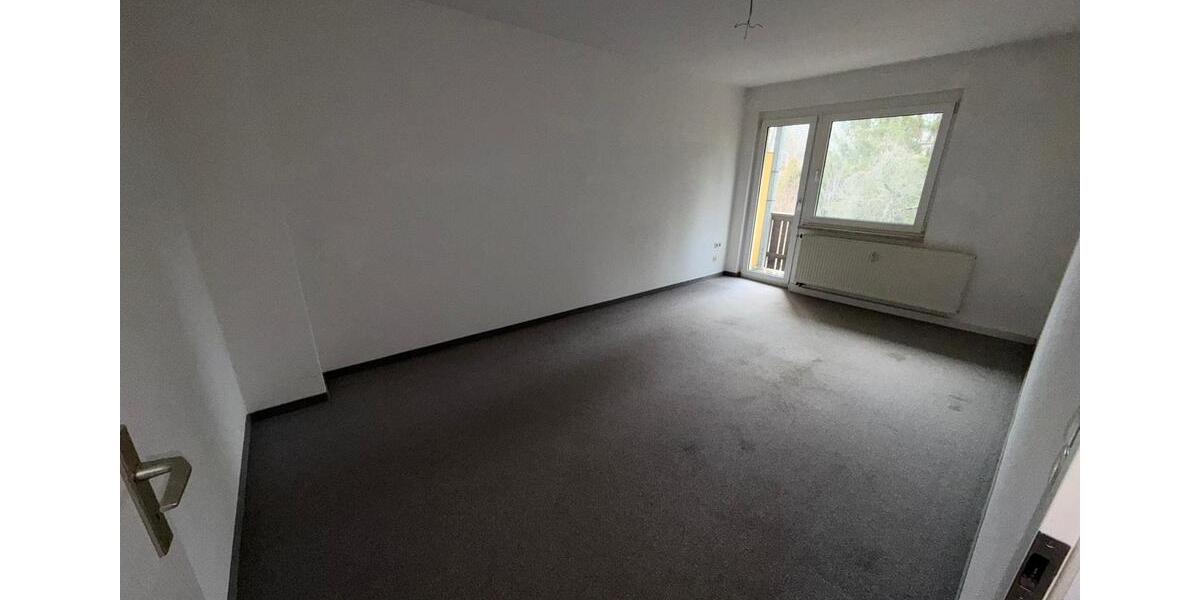 Etagenwohnung Plauen - 3 Zimmer, 78 m&sup2;, 506&euro; | Angebot:25303872