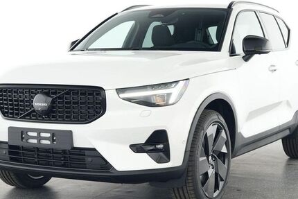 Volvo XC40 14.295 km 35.998 &euro; Plauen 08527