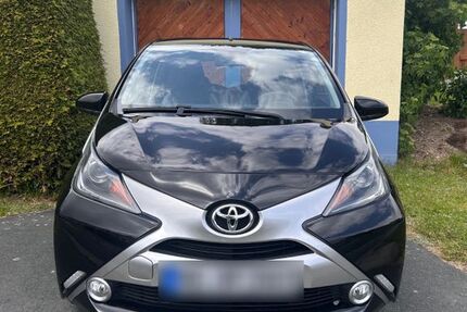 Toyota Aygo (X) 97.800 km 6.600 &euro; Regnitzlosau 95194