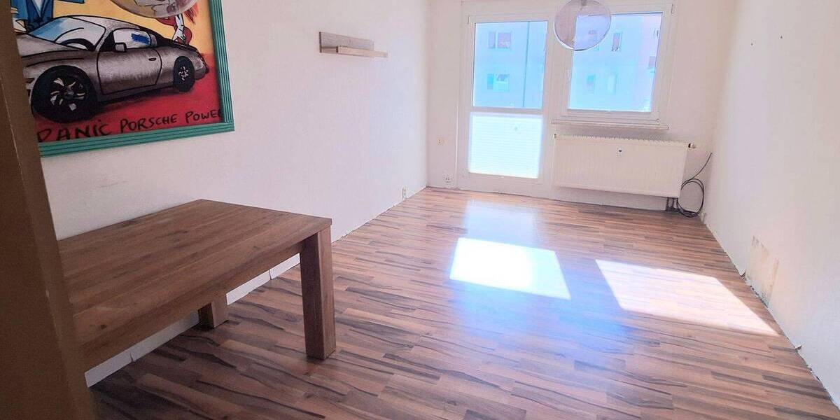 Etagenwohnung Pöhl - 4 Zimmer, 75 m&sup2;, 39.000&euro; | Angebot:26016720