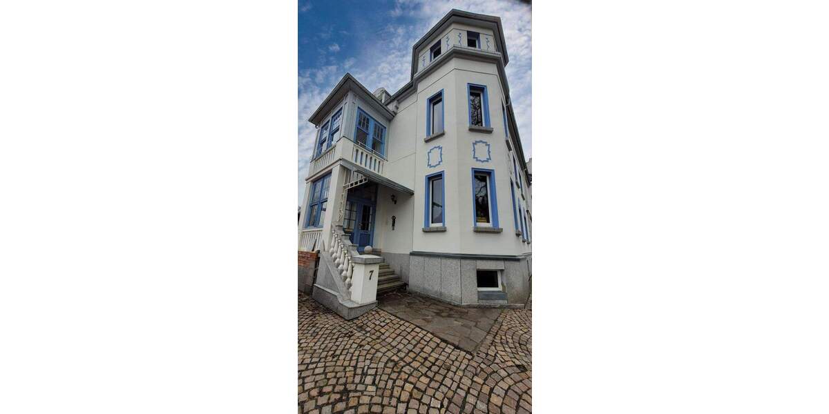 Mehrfamilienhaus, Wohnhaus Markneukirchen - 9 Zimmer, 300 m&sup2;, 245.000&euro; | Angebot:25662127